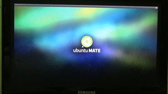 Ubuntu Mate 15.10 Installation on Raspberry Pi 2 смотреть онлайн
