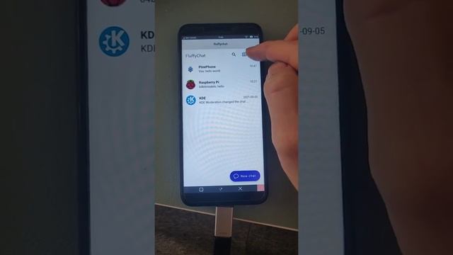 Flutter running on the pine-phone pro (FluffyChat) смотреть онлайн