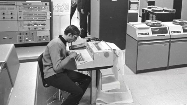 John Titor időutazása és fényképes bizonyítékai смотреть онлайн