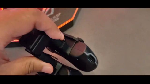 First Look At ROG Tessen Mobile Gaming Controller 🎮 #Asus #Gaming #CES2024