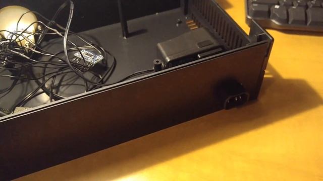 Showcase of my rackmounted network monitor смотреть онлайн