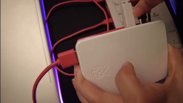 How to install Manjaro on a Raspberry Pi 4 смотреть онлайн