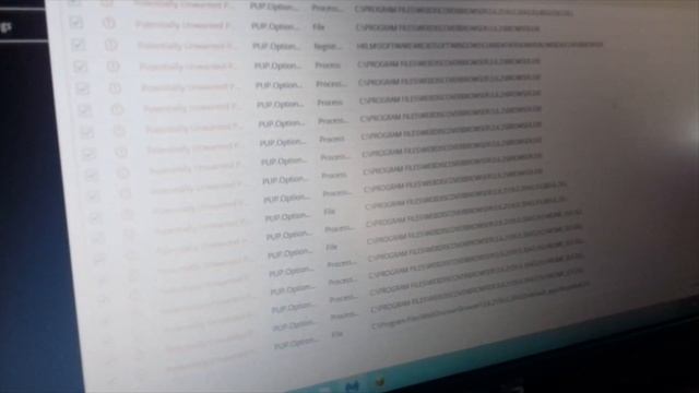 Be Careful What You Download... смотреть онлайн