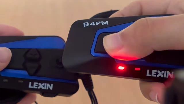 How to Pair 2 Set LEXIN B4FM Motorcycle Headset Bluetooth Intercom смотреть онлайн