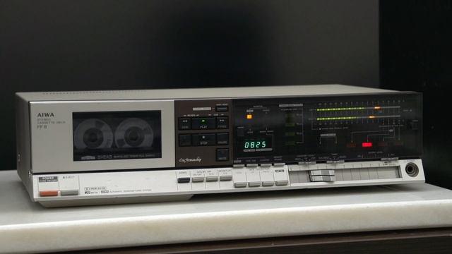 AIWA AD-FF8 ￥84,800(1981年頃) три аудио головки, сквозной канал. LH、FeCr、CrO2、Metal