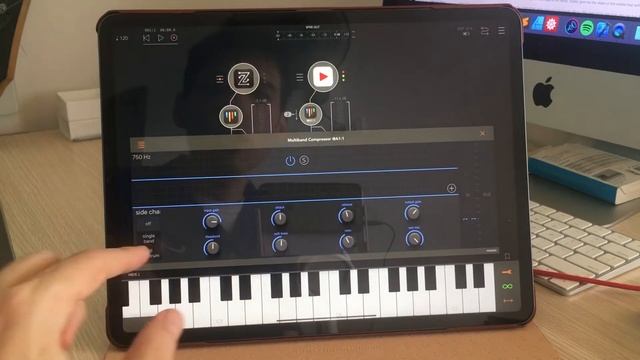 Multiband Compressor Demo смотреть онлайн