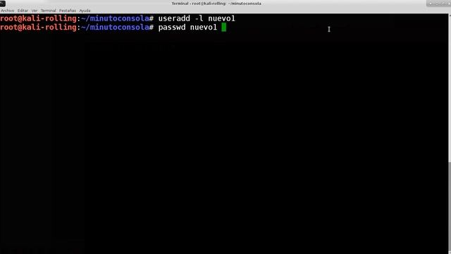 OMHE #minutoconsola "Crear y/ó borrar un usuario" en GNU / Kali Linux. смотреть онлайн