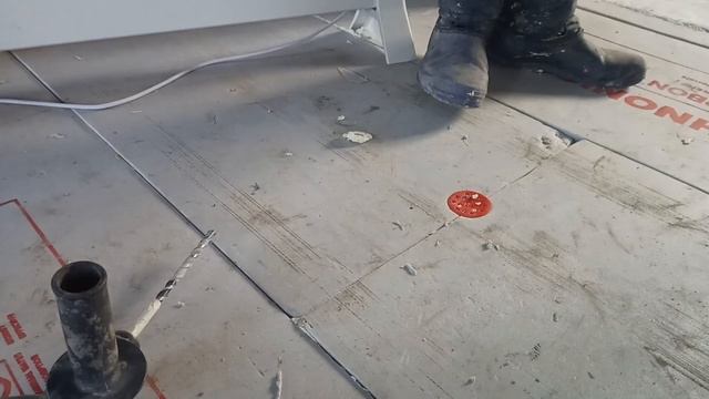 ✅ Утепление по кривому основанию + стяжка(на грани) | Работа прошла проверку временем. смотреть онлайн