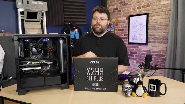 MSI X299 SLI Plus Motherboard Review + Linux Test смотреть онлайн