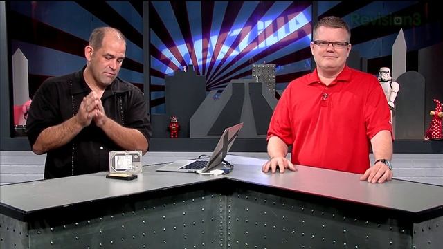 Can A Magnet Sandwich Erase a Hard Drive? Plus: Best Free Audio Editing Sofware! - Tekzilla смотреть онлайн