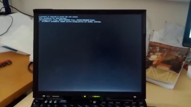 Booting my 2007-vintage X61s with the SSD + Arch Linux + systemd смотреть онлайн