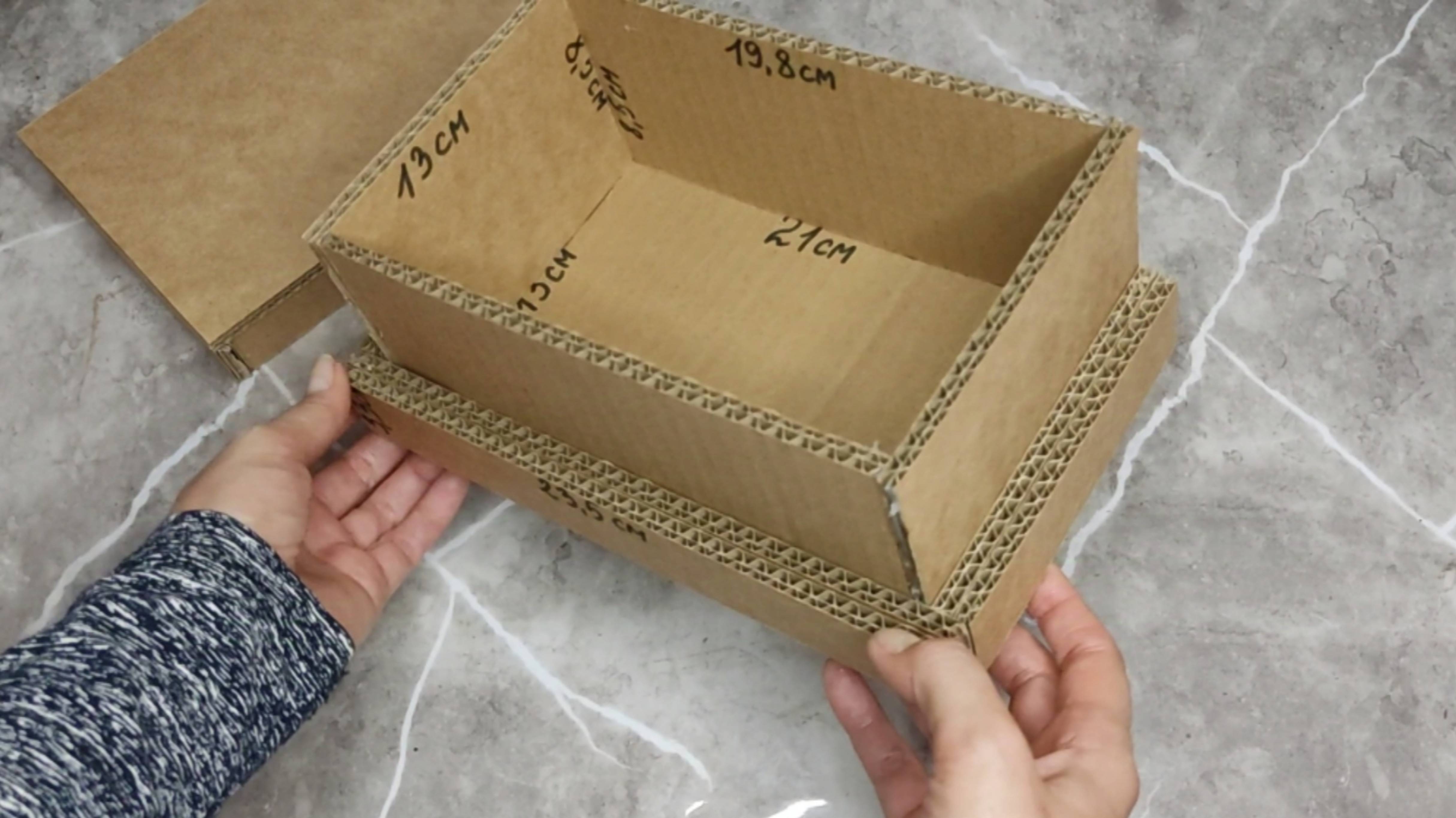 Посмотрев это видео ,вы больше не захотите выбрасывать картонные коробки! смотреть онлайн