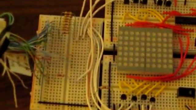 LED Matrix Display Demo with Linux Kernel Module Driver смотреть онлайн