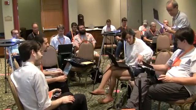 Ubuntu UDS P Orlando track - Friendly Roundtable (Part 1) смотреть онлайн