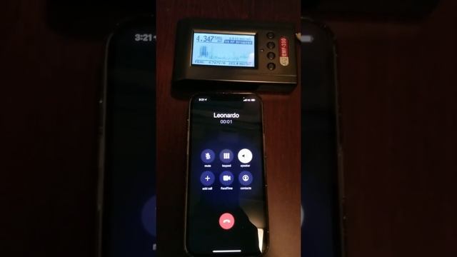 iPhone 12 5G RF Radiation Level testing with GQ EMF-390 смотреть онлайн