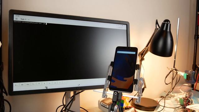 Linux-Based Pinephone as a Desktop (Manjaro Arm) смотреть онлайн