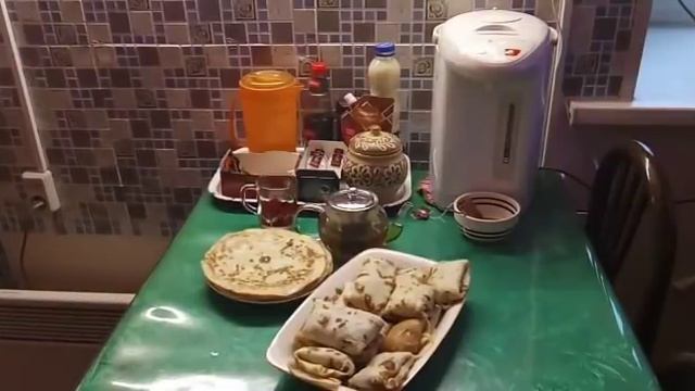 Получила спицы. // У нас опять дожди // готовим блинчики .// Обзор спиц. // смотреть онлайн