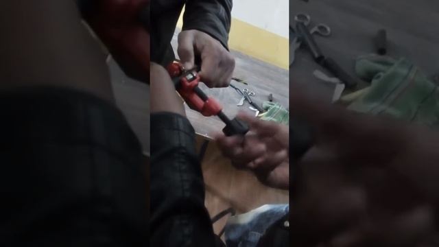 How to Remove Outer Jacket of an Optical Fiber Cable смотреть онлайн