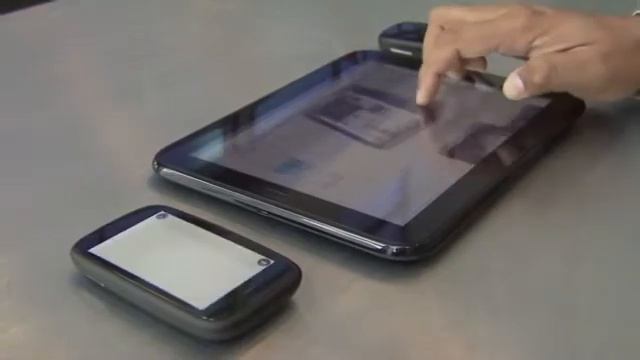 HP tablet beats Android - but not iPad смотреть онлайн