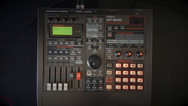 SP-808_ Resampling D-Beam Controller-Adding effects_synth sounds смотреть онлайн