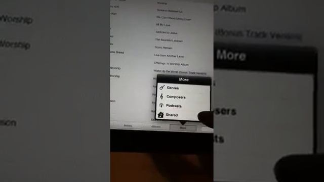 iOS 5 running on iPad 2!!!! смотреть онлайн