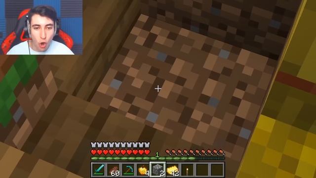 Minecraft Bedwars but I secretly used CREATIVE MODE... смотреть онлайн