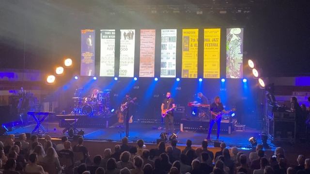 Rumours Of Fleetwood Mac concert Tivoli Utrecht Netherlands 17 sept 2023 смотреть онлайн