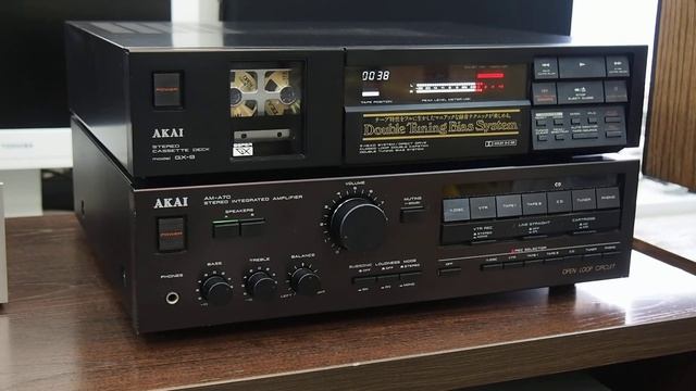 AKAI AM-A70, AKAI GX-9 Black смотреть онлайн