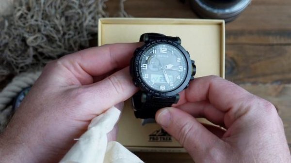 Urban Jungle or Serene Forest? Explore with Casio Pro Trek PRG601YB-3