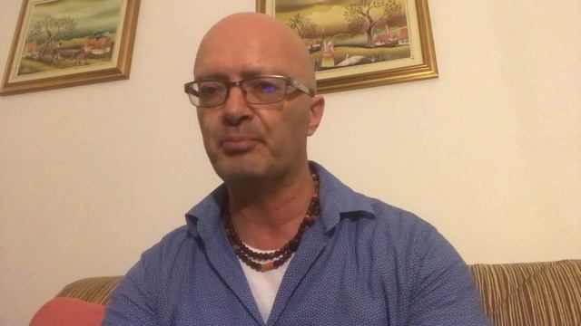 Melissa cerca donne mature per il centro massaggi, Massimo pensa a Mary e Vivy-soap giochi in amore смотреть онлайн