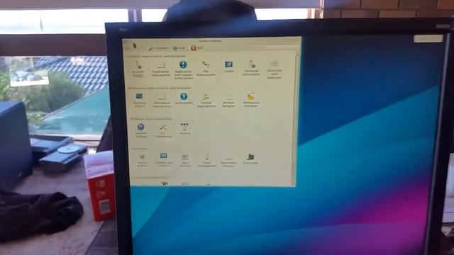 Debian linux 8 with KDE gui смотреть онлайн