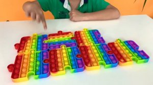 Типы Людей  с POP IT ** Богатый школьник Vs Бедный с ПОП ИТ* новые ВАЙНЫ