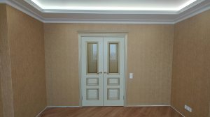 Установка дверей с эмалевым покрытием.