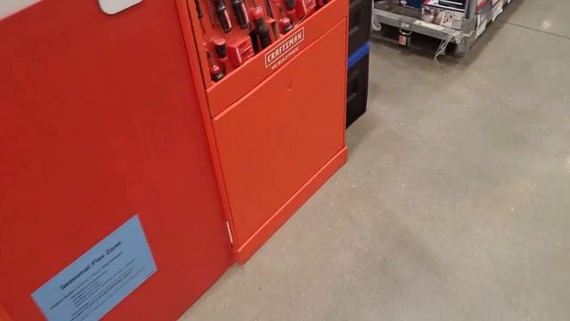 Lowes discount tour смотреть онлайн
