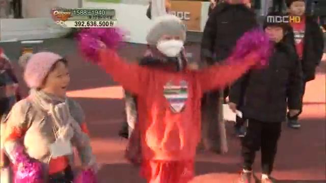 [2010.11.30] Rainbow 레인보우 New Life For The Children Football Cuts смотреть онлайн