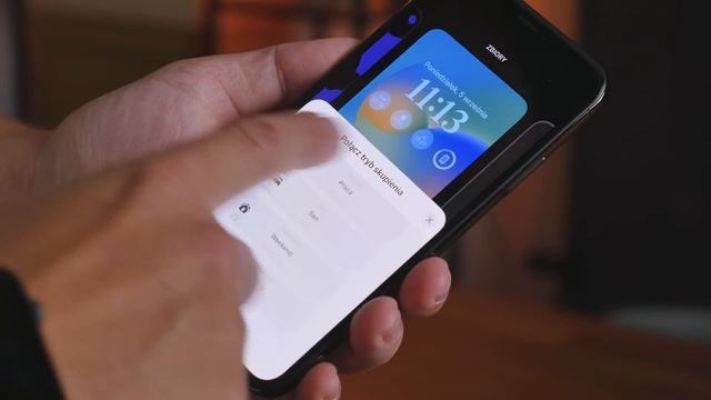 iOS 16 - co nowego? Nie potrzebujesz nowego iPhone'a смотреть онлайн