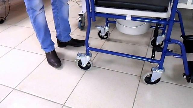Кресло туалет, стул туалет, санитарное кресло для пожилых, инвалидов, после операций. смотреть онлайн