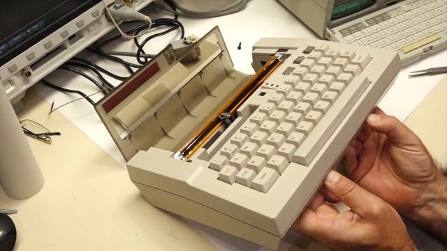 TI Silent 703 Terminal - Texas Instruments’ slick answer to clunky Teletypes смотреть онлайн