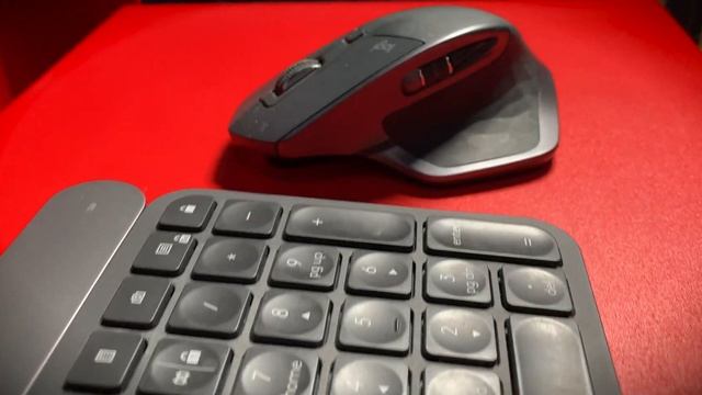 Logitech Craft Keyboard Review: 1 Year Later! смотреть онлайн
