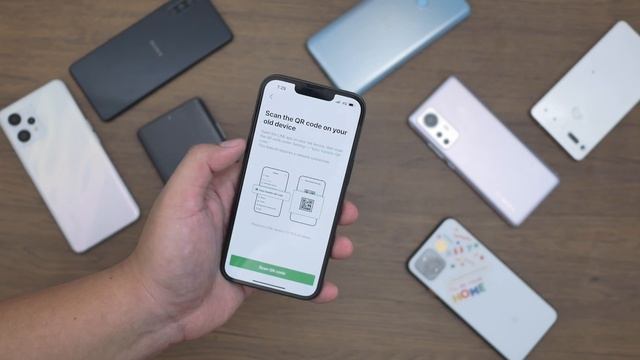 วิธีย้าย LINE จาก Android ไป iOS ข้อมูลยังอยู่ ด้วย QR Code ผ่านแอพ LINE ปี 2022 смотреть онлайн