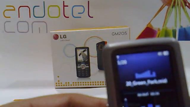 LG GM 205. Demostracion Del Telefono Movil De LG A Cargo De Andotel.com