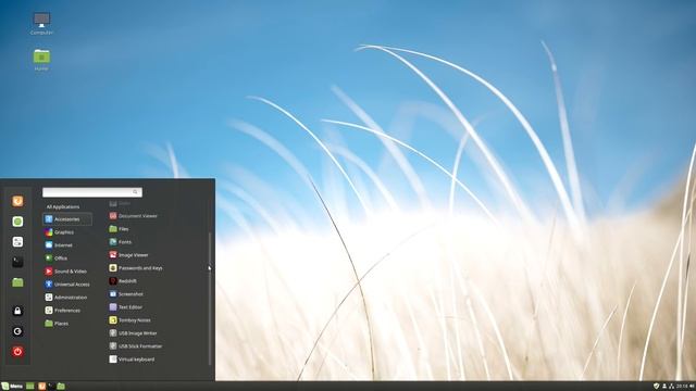 Linux Mint 19 "Cinnamon" overview | Sleek, modern, innovative смотреть онлайн