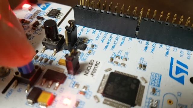 STM32F0 LL Driver EXTI смотреть онлайн