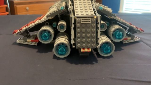Lego Star Wars Venator- Class Republic Attack Cruiser Review! | 8039 смотреть онлайн