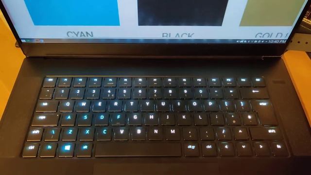 RAZER laptop control project for Linux - Demo 2 (Display awareness) смотреть онлайн