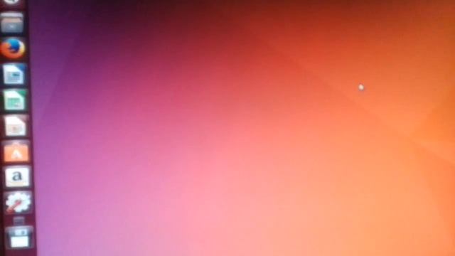 Celeron 733Mhz running Ubuntu 17.04 [PGA 370] смотреть онлайн