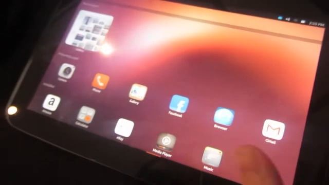 Ubuntu OS su Nexus 10 videopreview da TechZilla.it [MWC 2013] смотреть онлайн