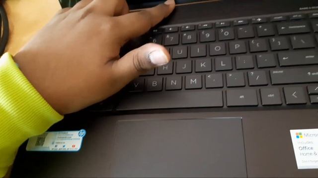 HP Envy Ryzen-5 3500 U Long-Term Review #Laptop Review смотреть онлайн