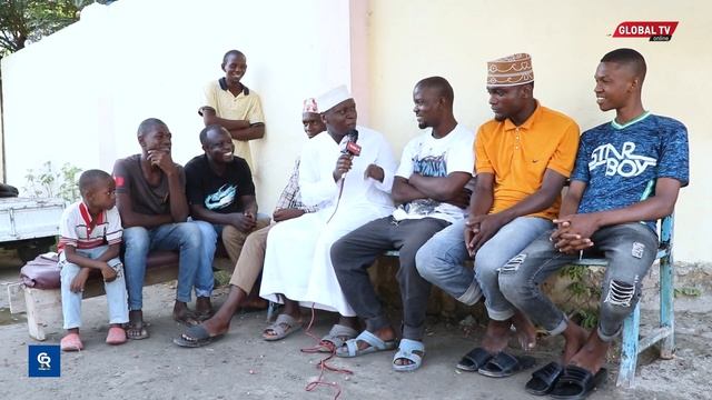 KISA cha MTUME MUHAMMAD ( S.A.W ) KUTOKA kwa SHEIKH KANDAUMA... | MAJLIS ya MTAANI смотреть онлайн