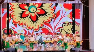 Раз калинка, два калинка, три куста калиновых